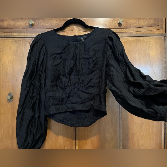 NWT Anthropologie Current Air collab - sequin open-back top with bishop sleeves - Picture 9 of 13